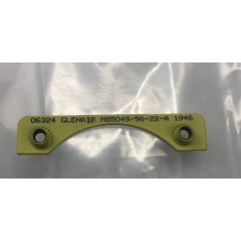 Glenair Clinch Nut Mount M85049/96-22-A 1/4 Perimeter Locking (1946)