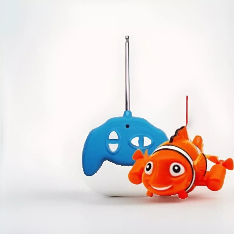 Keiko Mini ClownFish R/C Water Fish RC Toy Bundle -