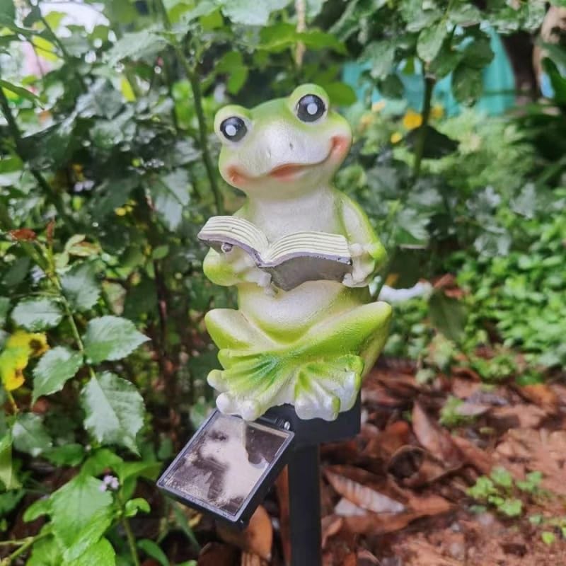 YZYOE Solar Powered Frog Reading Light, Garden Decoration Resin Cute