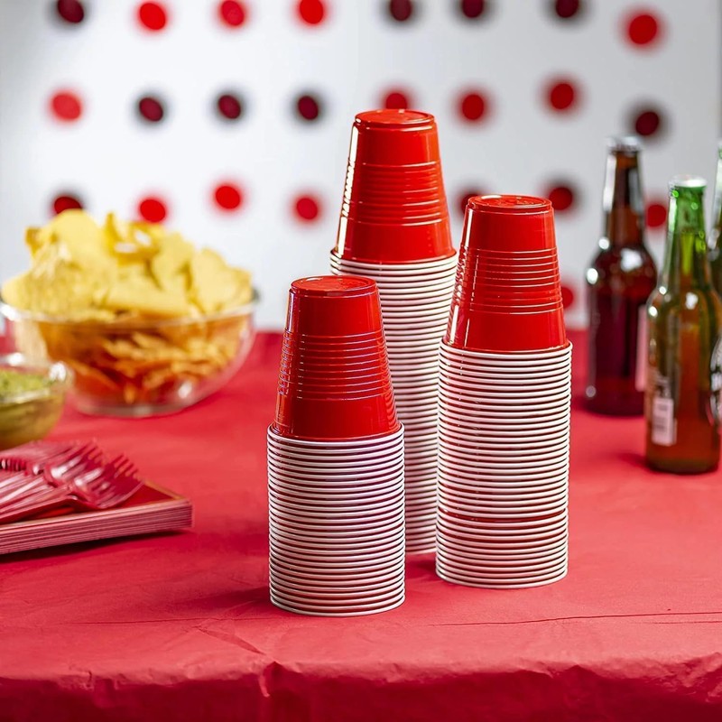 Efforias 50 X 16oz Red Party Cups for Christmas, Garden