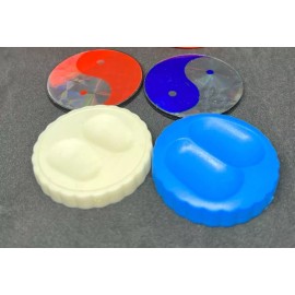 POG Lot of 4 Pog 1990's Slammers (2) Metal and (2) Plastic with grooves & container