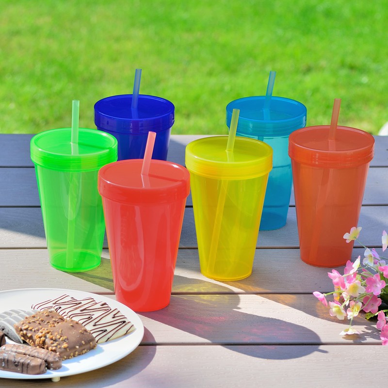 Youngever 9 Sets 16 Ounce Plastic Cups with Lids and