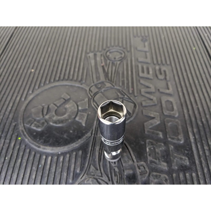 Snap-on #bf468 Snap On S9706KFUAMAG 3/8" Drive 5/8" Magnetic Universal