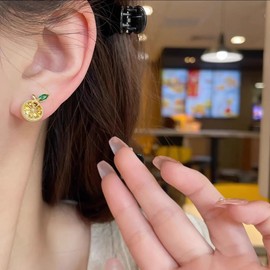 ZMANYIJEW Lemon Water Diamond Earrings Cubic Zirconia Lemon Stud Earrings Exquisite and Sparkling Lemon Jewelry for Women (A)