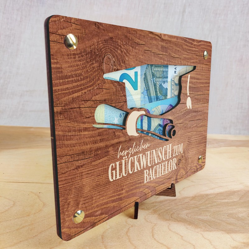Bachelor Geschenk - XL Geldgeschenk aus Holz inkl. Ständer |