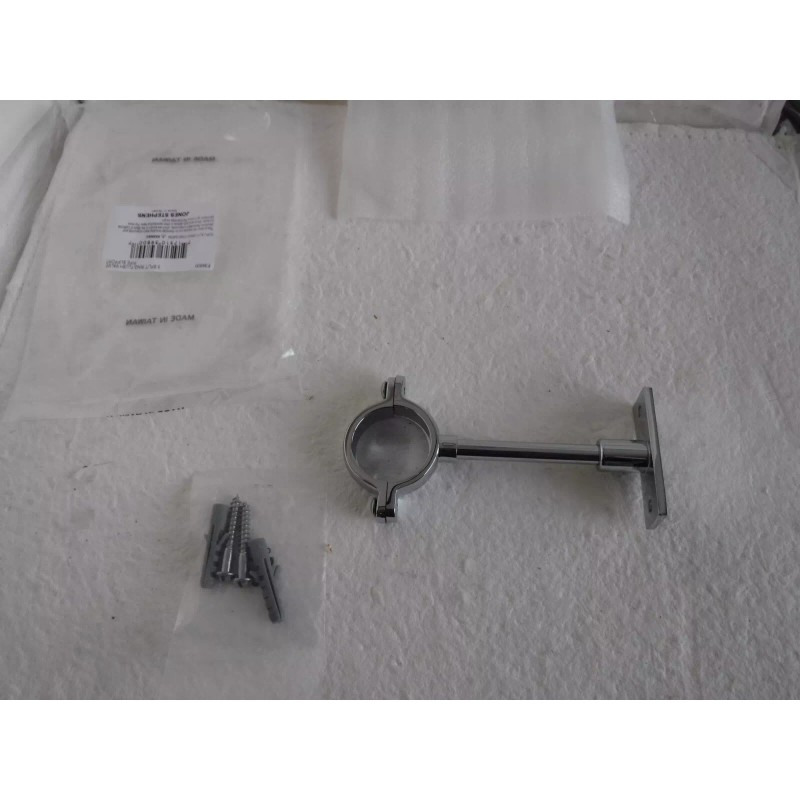 Jones Stephens 1-1/2" x 5" Flush Valve Pipe Support, Polished