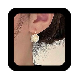 Erimberate Bohemian Camellia Dangle Earrings White Enamel Camellia Flower Earrings White Acrylic Rose Drop Earring Small 3D Rose Flower Earring Jewelry for Women
