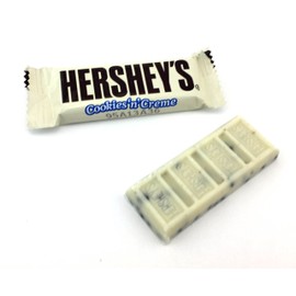 HERSHEY'S Cookies 'n' Crème Snack Size Bars, Treats Bars (Pack of 2 Pounds)
