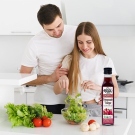 De La Rosa Organic Pomegranate Vinegar, Pure & Unfiltered, Vegan, Gluten Free & Kosher, Great for Salad Dressing, Marinades, 100% Pure Pomegranate Vinegar 16.9 Oz (pack of 2)