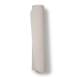 Manduka Begin - Alfombrilla de yoga de 68 pulgadas - 5 mm | Cómoda, ligera y reversible con rayas de alineación, Económica | 68 x 24 pulgadas | Crysta