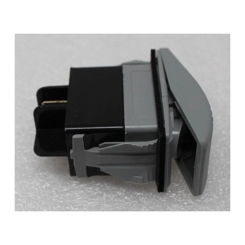 CARLING TECHNOLOGIES NEW CARLING TECHNOLOGIES 0723R MOMENTARY SWITCH IN /