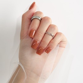 KQueenest Light Brown Press On Nails Short Square - Acrylic Press On Nails With Glue, Sheer Warm Brown Short Fake Nails Press ons, Glossy Opaque, Reusable Soft Gel Glue on Nails for Women, 24 Pcs