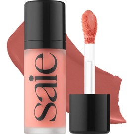 Saie Rubor Rocío - Rubor Líquido Ligero Con Un Acabado Crema Mezclable + Construible - Tinte de Mejilla Rocío Con Aplicador de Maquillaje de Varita de Pie Doe - Rosa Polvorienta Cálida - Cutie(.40Oz)