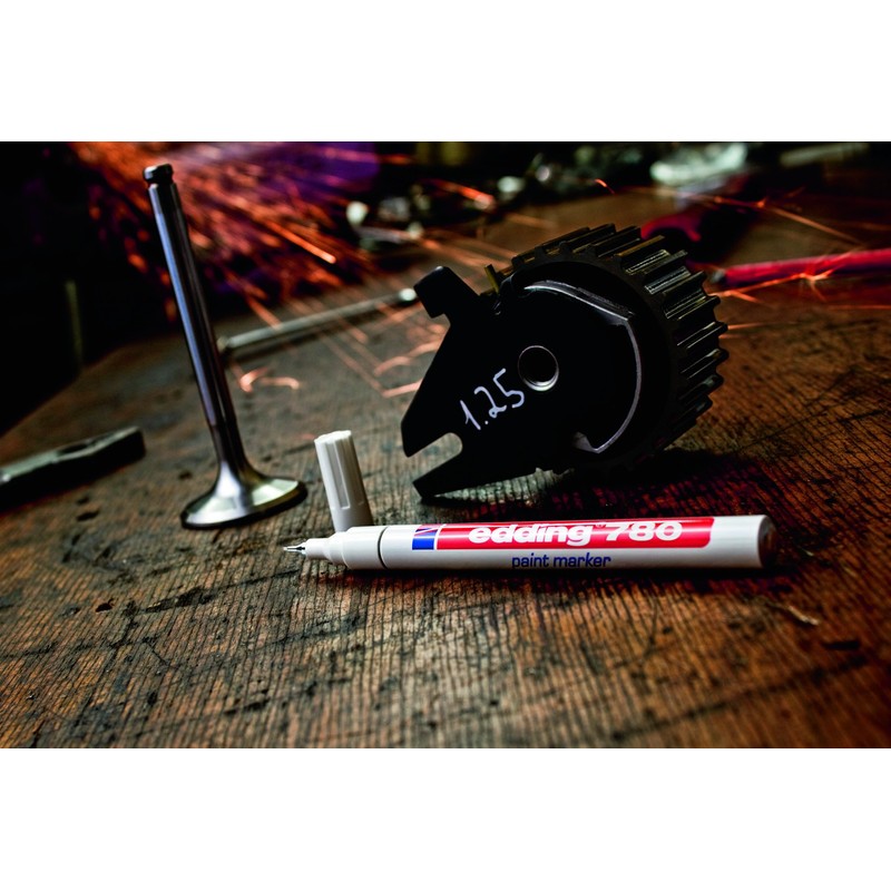 Edding 780 Paint Pen.