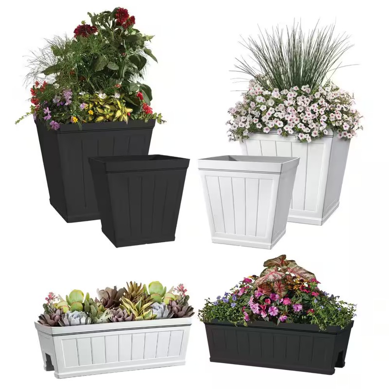 CHG CLASSIC HOME & GARDEN Hanover 14 in. Black Resin