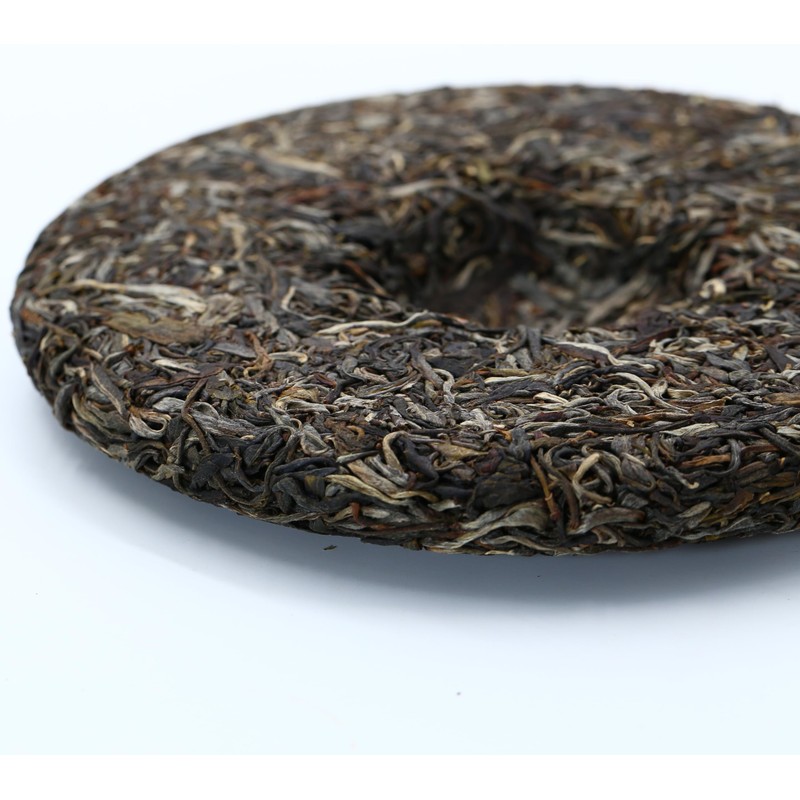 Yunnan Pu'er Tea, 357 Grams, Raw (Luo Shui Dong)