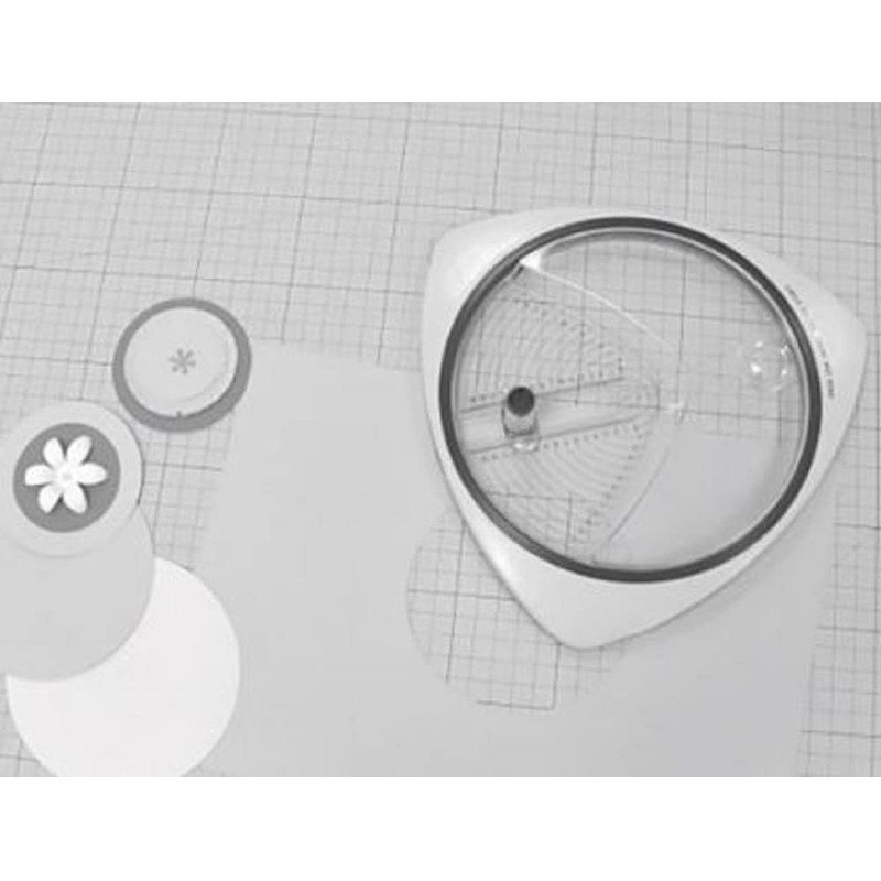 Rayher Cardmaking Circle Cutter with 3 Spare Blades