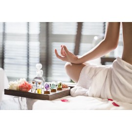 Healing Crystals 8pcs Different Gemstone and Crystals Sets in Wishing Crystal Bottles for Positive Energy Spiritual Healing Meditation and Bring Good Luck Great Choice for Gift (crystal stone A)