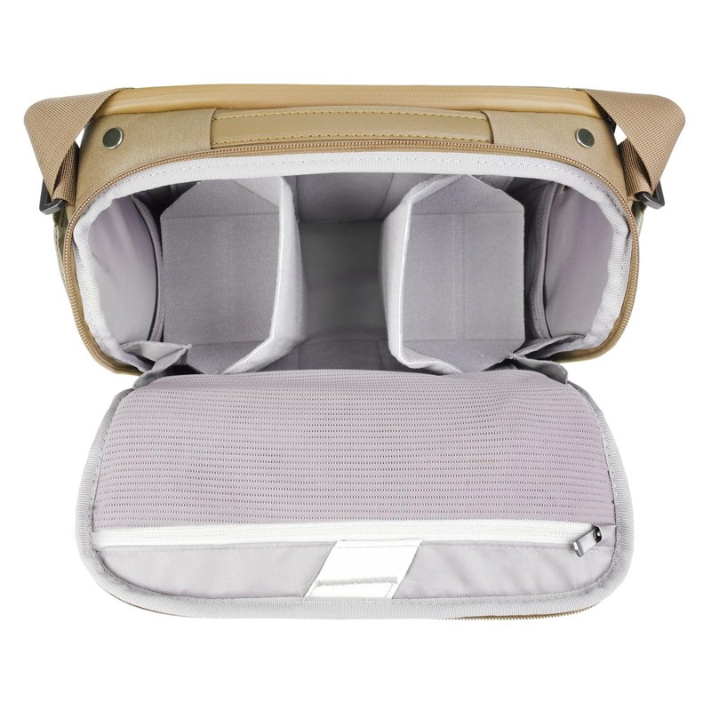 Vanguard VEO METRO S7L BG Shoulder Bag Beige 7 Litres,