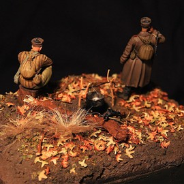 Warmtree 4 Pack Miniature Leave Realistic Miniature Leaves Simulation Leaves for DIY Model Railway Fairy Garden Diorama Supplies Halloween Village Accessories