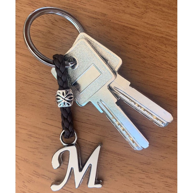 Personalisierter Leder-Schlüsselanhänger mit Initialen - Versilberte Zamak-Buchstaben und Perlen -