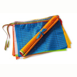 KALUROIL Prayer Flags Tibetan Prayer Flags 3.5 m – 20 Flags (34 x 35 cm) Traditional Wood Model Print Silk Bronzing Bunting Outdoor Total 7 Metres