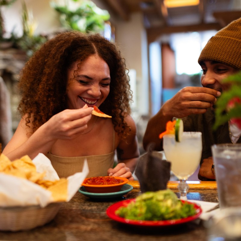 El Pinto Black Bean And Corn Salsa, Medium, 16 Ounce