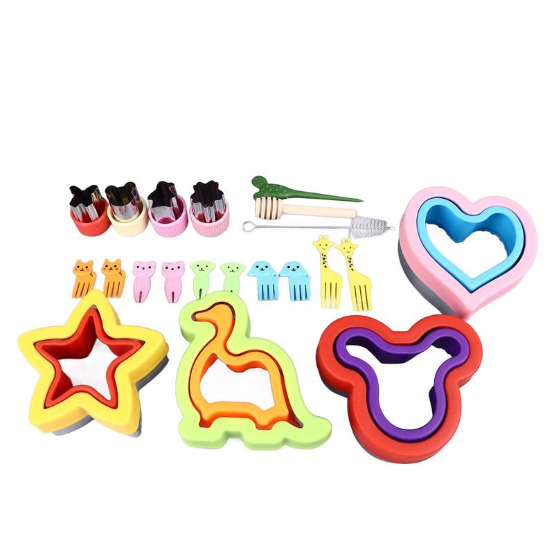 21PCS Sandwich Cutter and Sealer Bread Sandwich Shaper Dinosaur Star