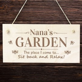 Red Ocean Nanas Garden Sign Hanging Engraved Plaque Garden Signs For Outdoor Outside Sign Nana Gift Grandparent Gift