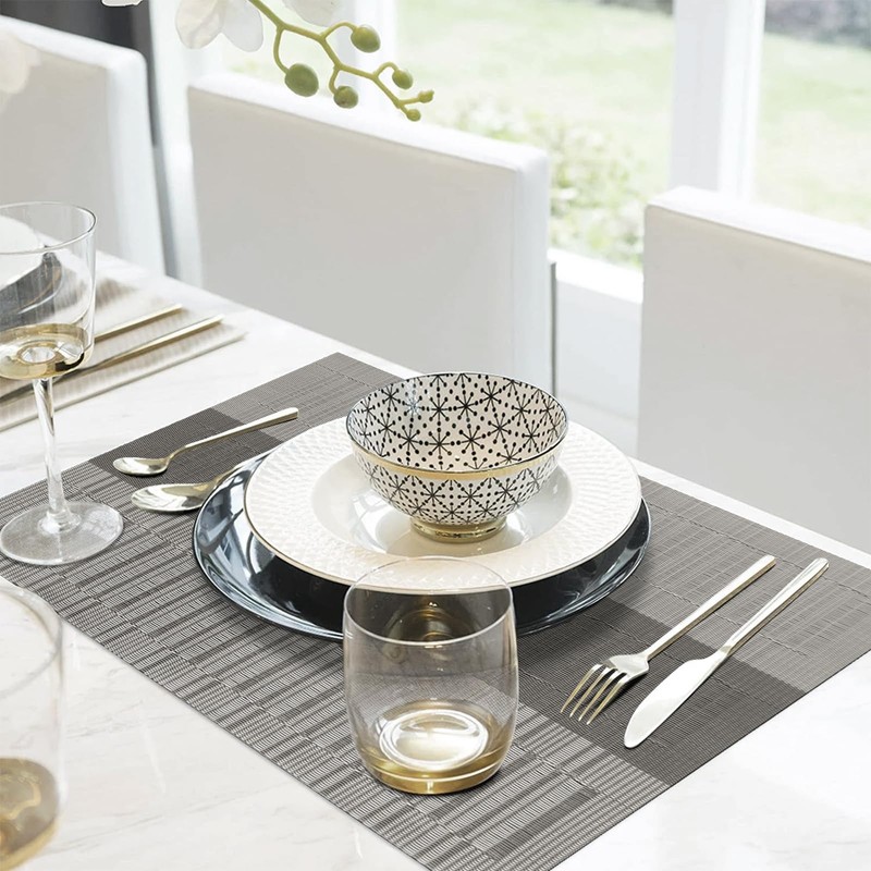 Lumaca Washable Placemats, Set of 6 Place Mats Made of