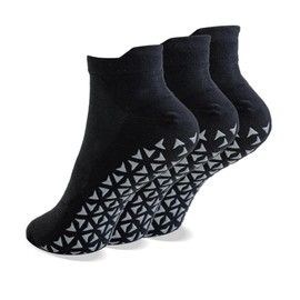 NuAngela Grip socks Pilates Socks with Grips for Women Non Slip Yoga Socks for Barre Ballet Dance Hospital Barefoot Workout (3Black)