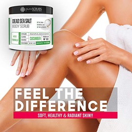 PureSCRUBS - Juego de exfoliante corporal orgánico de primera calidad – 16 onzas de pepino corporal – aceites esenciales orgánicos infundidos de sal del Mar Muerto y nutrientes incluye cuchara de madera, lufa y jabón exfoliante orgánico