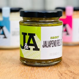 Janda Smoky Jalapeño Relish 190g | Small Batch Produced in The UK | Made with Aged Green jalapeños with a Sweet and Smoky Twist | Ideal for Nachos, Burgers, Sandwiches, or Pairing with Cheese