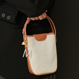 INNERDIVA Pearl Letter Keychain for Women Golden Keychain with Golden Heart and Letter M Pendant for Bags Purses Accessories Gift Car Keys