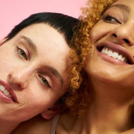 Pharma Oil - Behandlungsset Pore No More - 4 Produkte - Hyaluronic Acid Serum - Toner Gesicht - Reinigungsschaum Gesicht - Feuchtigkeitscreme Gesicht - Hautreinigung Gesicht Poren - Poren Verkleinern