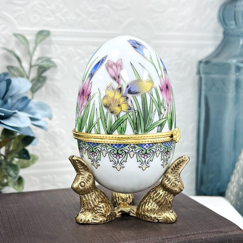 Bard's Brass toned Egg Stand/Holder, Rabbits, 2.125" Diameter