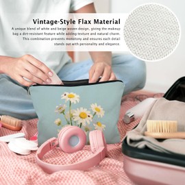 LIANGW Spring Floral Daisy Makeup Bag, Summer Cosmetic Bags for Women, Daisy Lover Gifts for Women,Girly Stuff, Aesthetic Zipper Makeup Pouch