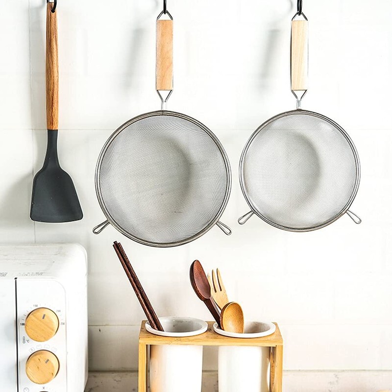 Household Sieve with Wooden Handle, Traditional, Diameter 16 cm