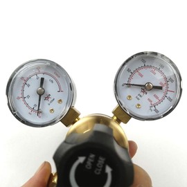 Argon CO2 Regulators Gauges Gas Welding Regulator CGA580 FEMALE 5/8" and MALE 9/16" Outlet