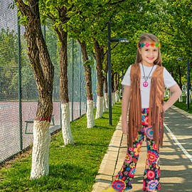 XonyiCos Carnival Costume Children's Girls 60s 70s Hippie Costume Disco Outfits Fringe Vest Boho Bell Bottoms Hippie Outfits Carnival Costume Children's Set (Flower, 13-14 Years)