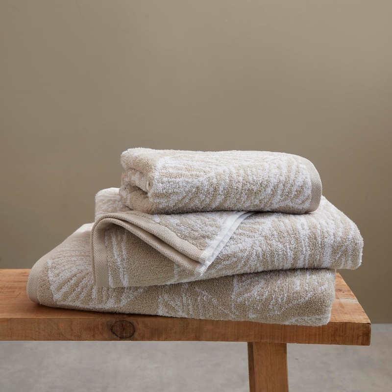 Fusion - Natural Leaf Bath Towel (70 x 130cm) -