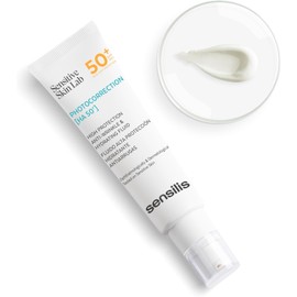 Sensilis Photocorrection HA SPF50+ - Crema Fluido Facial con Fotoprotección Alta, Hidratante y Antiarrugas, Con Acido Hialurónico y Provitamina D3, Para Piel Sensible 50 ml