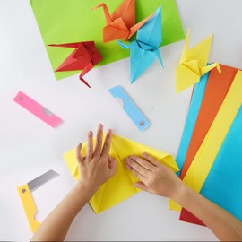 Qaixwuyi 24 Stück Faltbarer Brieföffner Mini Box Cutter Klein Utility Messer Cuttermesser Mini Gebrauchsmesser Tragbares Universalmesser für Pappe Papier Schachtel Verpacken Post Papier 4 Farben