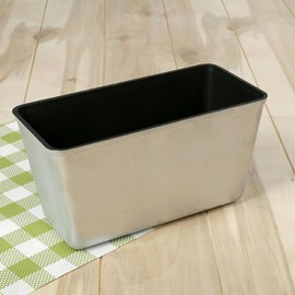 STP GOODS Cast Aluminum Bread Mold Rectangular, Loaf Pan, Perfect for Pound Cakes, Breads, & More, Dishwasher safe (Black)