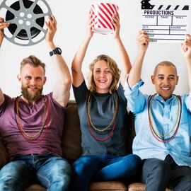 Kingdder 50 Pcs Bead Necklaces Mardi Gras Bead Necklaces Movie Night Party Decorations Metallic Colors (Black, Red, Gold)