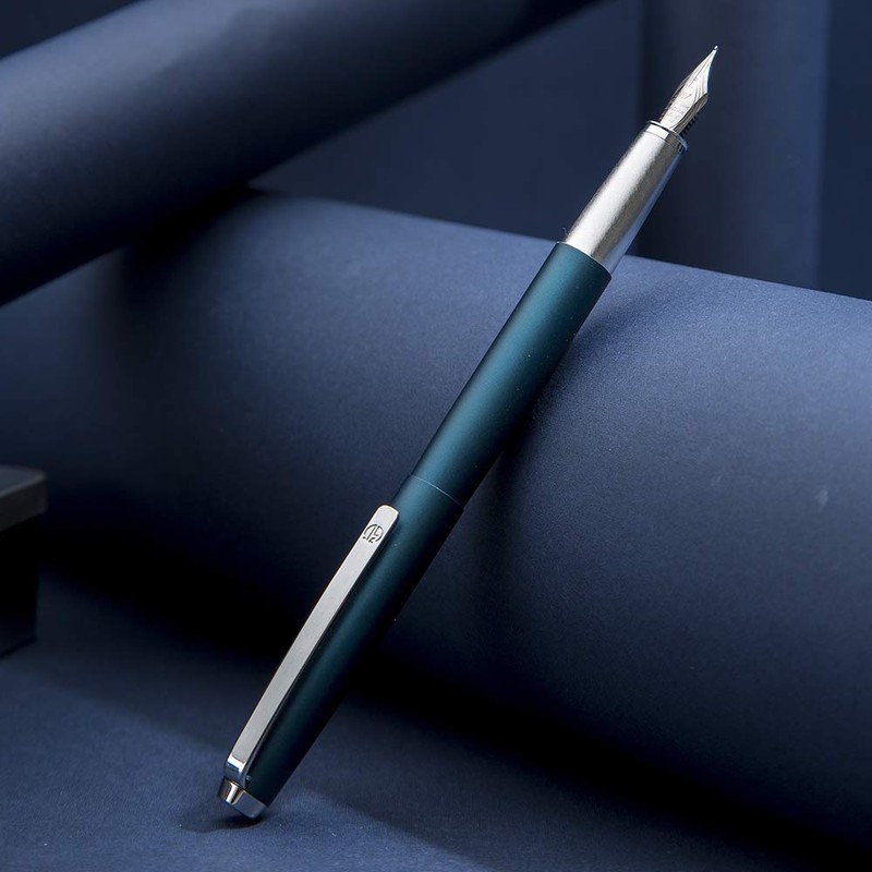 HongDian 525 Dark Blue Fountain Pen, Extra Fine Nib Classic