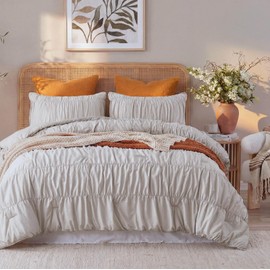 Bedbay Cotton Ruched Comforter for Queen Size Bed,Breathable Cotton Boho Queen Comforter Set,Shabby Chic Ruffle Bedding Vintage Farmhouse Quilt Set,Soft Durable 3 Pcs Fluffy Bedroom Comforter