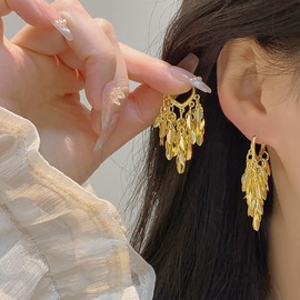 DCNREJGZ Cascading Leaf Dangle Earrings, Long Tassel Drop Design, Chandelier Style