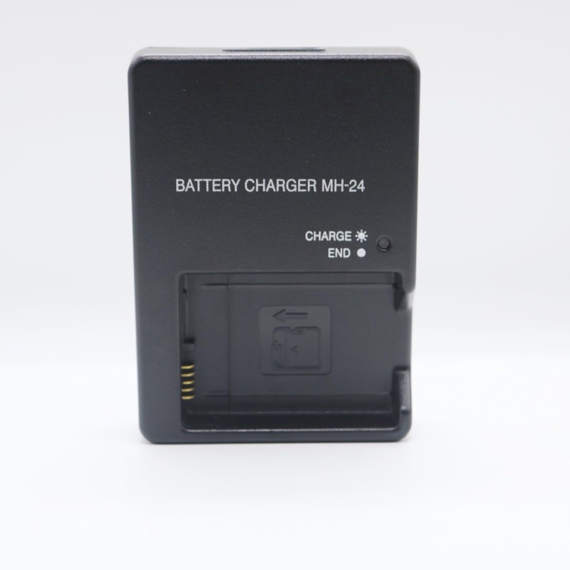 MH-24 Camera Charger for Nikon EN-EL14 en-el14a Battery P7100 P7000