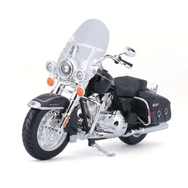 Maisto 1:12 Scale FLHRC Road King Classic '13 Model Motorbike